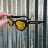 Cat Eye Cool guy Sunglasses Black/Yellow