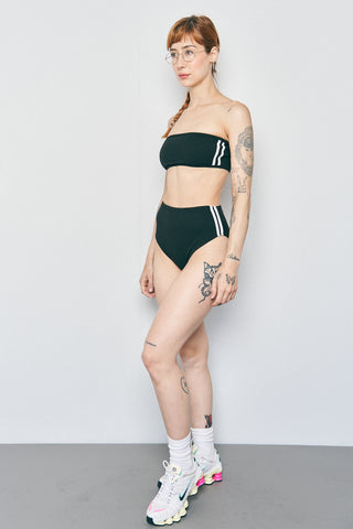XS