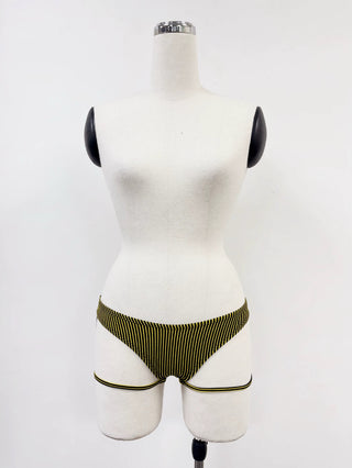 SAMPLE #332 - XS/S Low Waist Garter Briefs - Sexy Bee