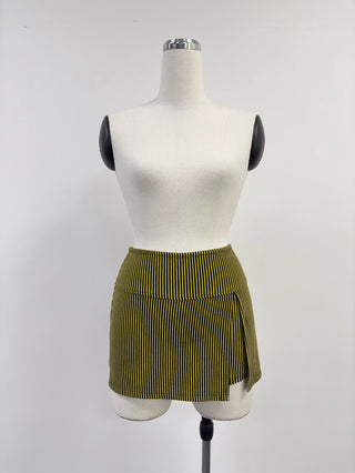 SAMPLE #374 - S Sexy Bee Mini Skort - Yellow