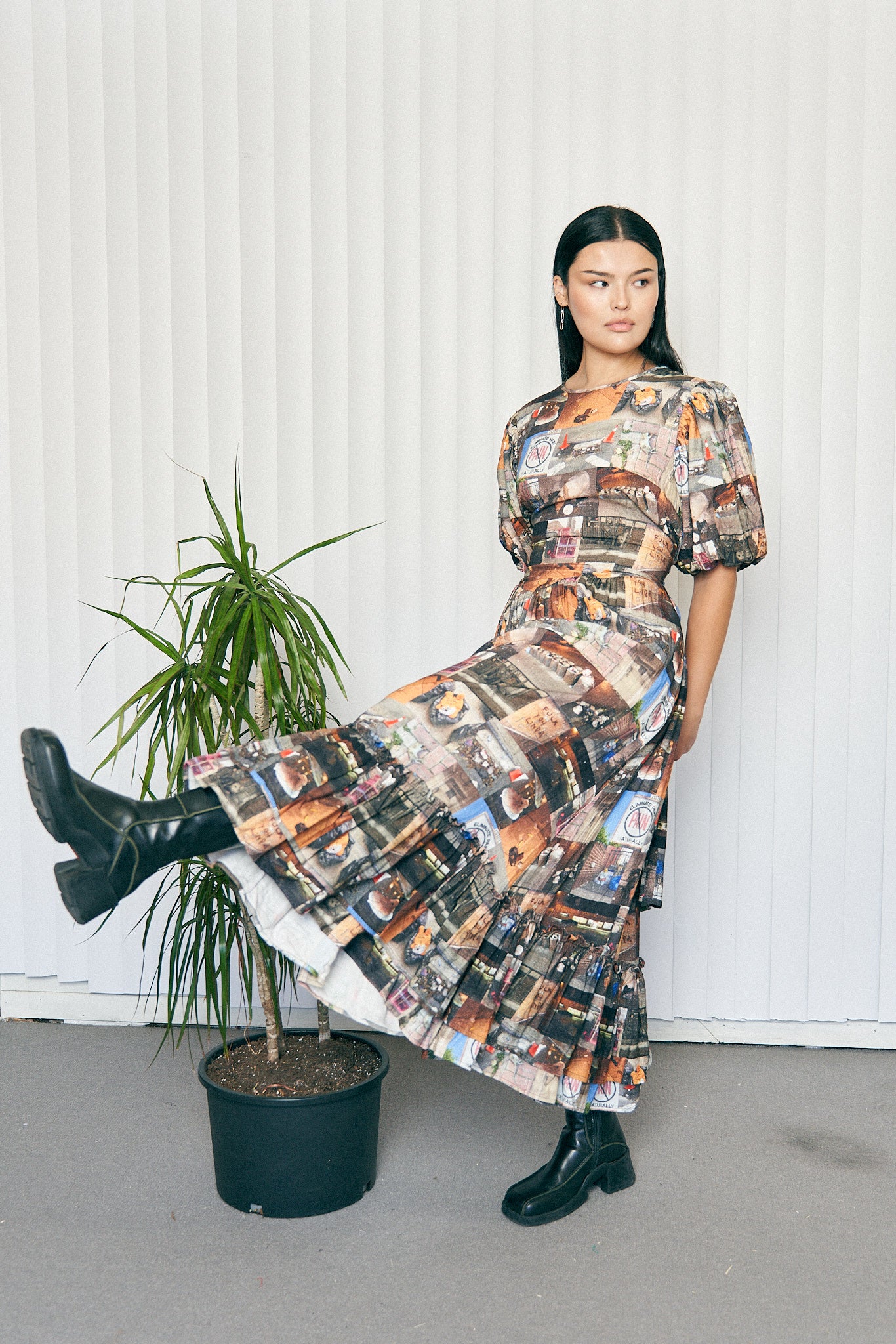 3 left.- Good Girl Linen Dress NYC XS / FU Linda 3 left.- Good Girl Linen Dress NYC XS / FU Linda