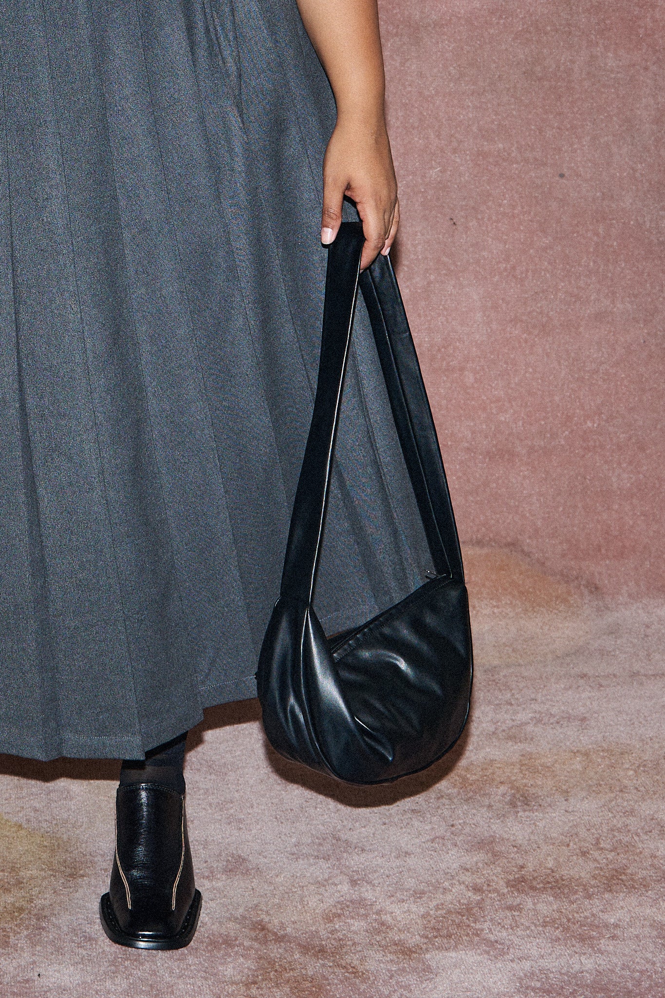 Bean Bag Plant Leather Black – Fashion Brand Company