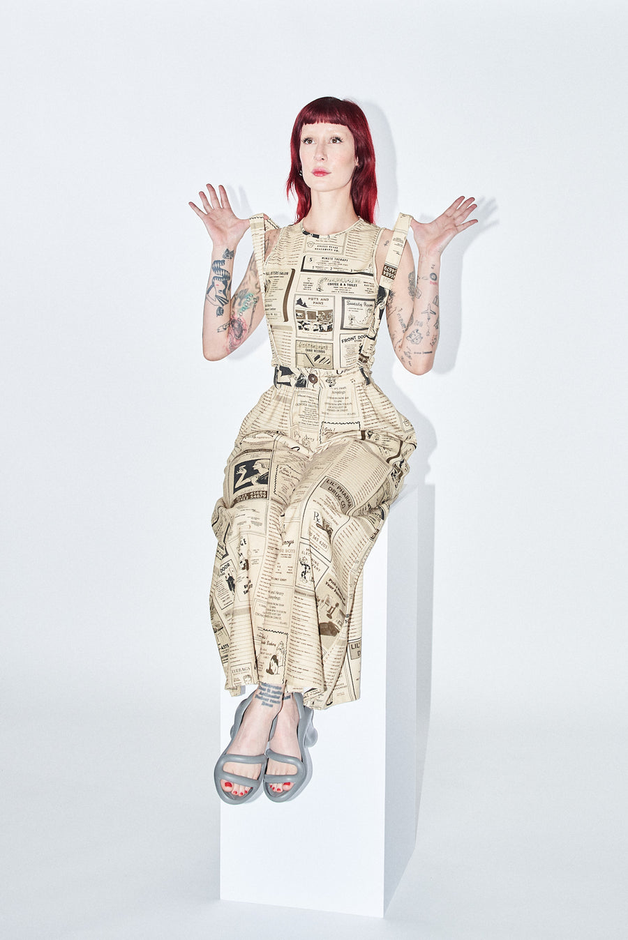 YELLOW PAGES Stretchy Crop Tank