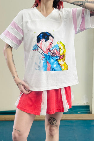 SAMPLE - Unisex S Kiss Print Cotton Jersey T-Shirt