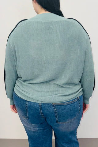 SAMPLE #369 - 2X Mint Hole Sweater