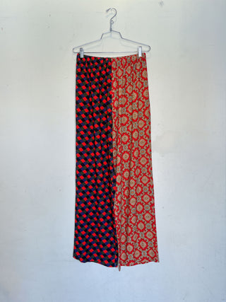 #39: L Scrap Split Print Lazy Pants - Diamond / Fancy Red Couch