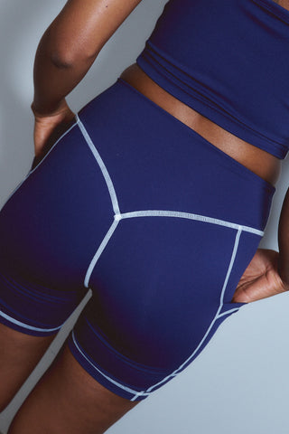 XS