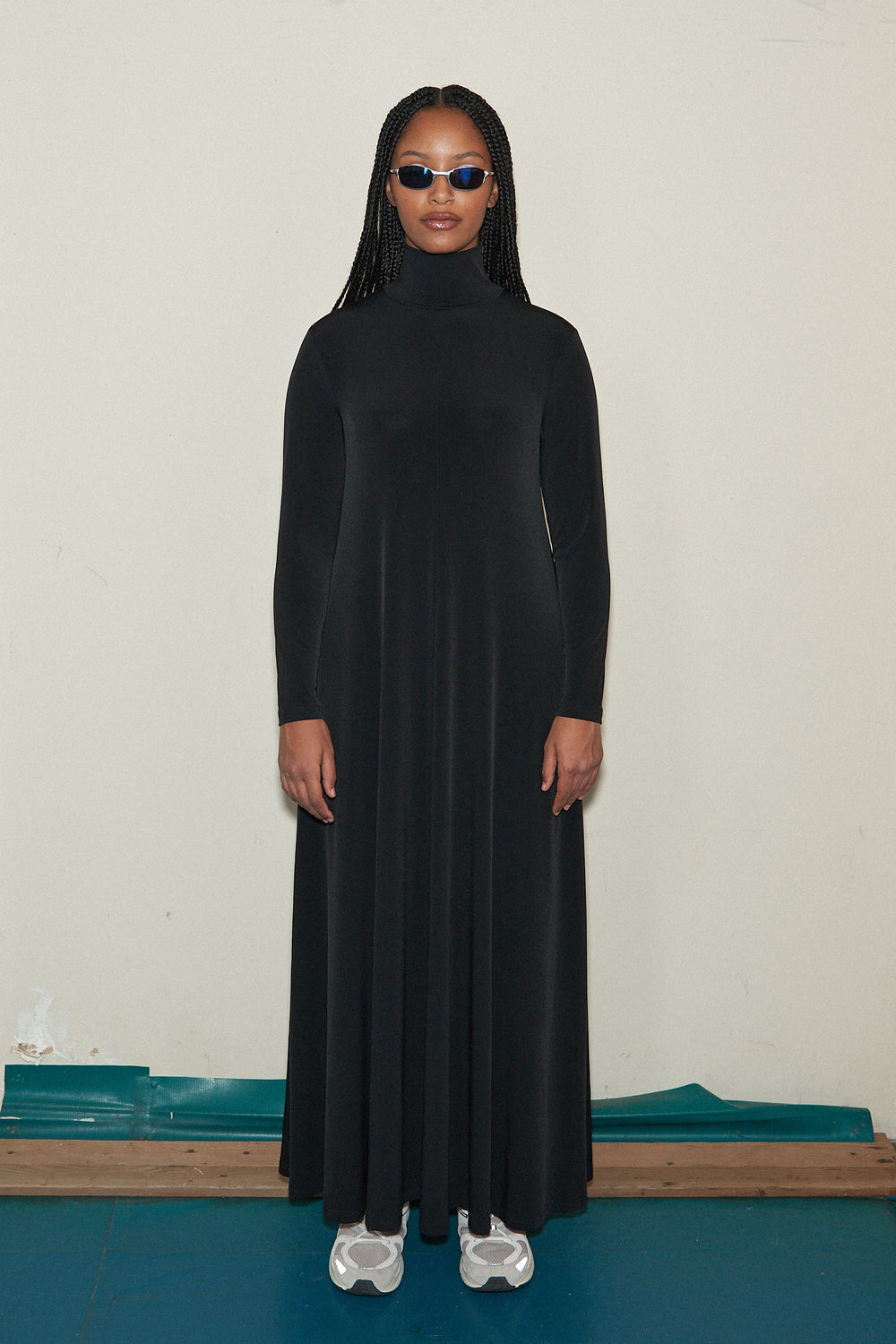 simple elegance dress Redefined: Modest Long Sleeves Wedding COLOR:BLACK/NUDE White/Light Pink Brown Off-Shoulder Cotton Ruched