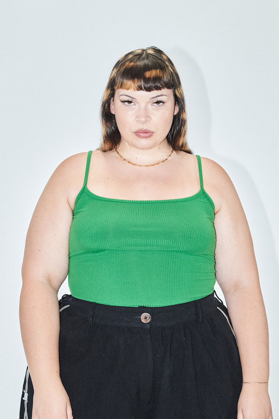 Marie is wearing the 1X green version (sold out) 