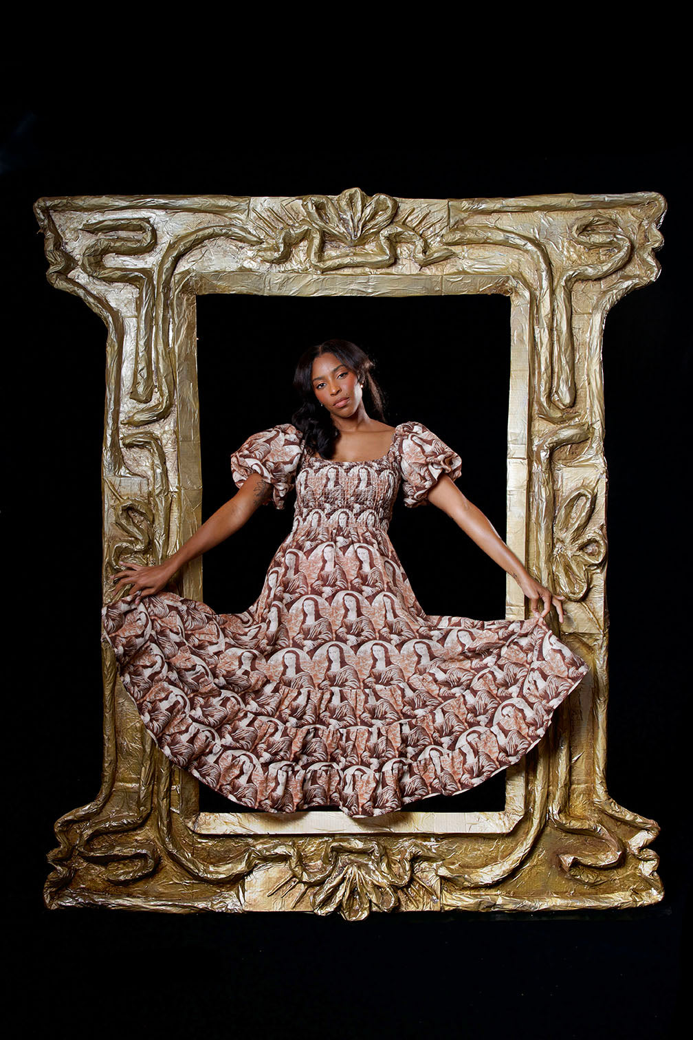 Jessica Williams is wearing the S/M