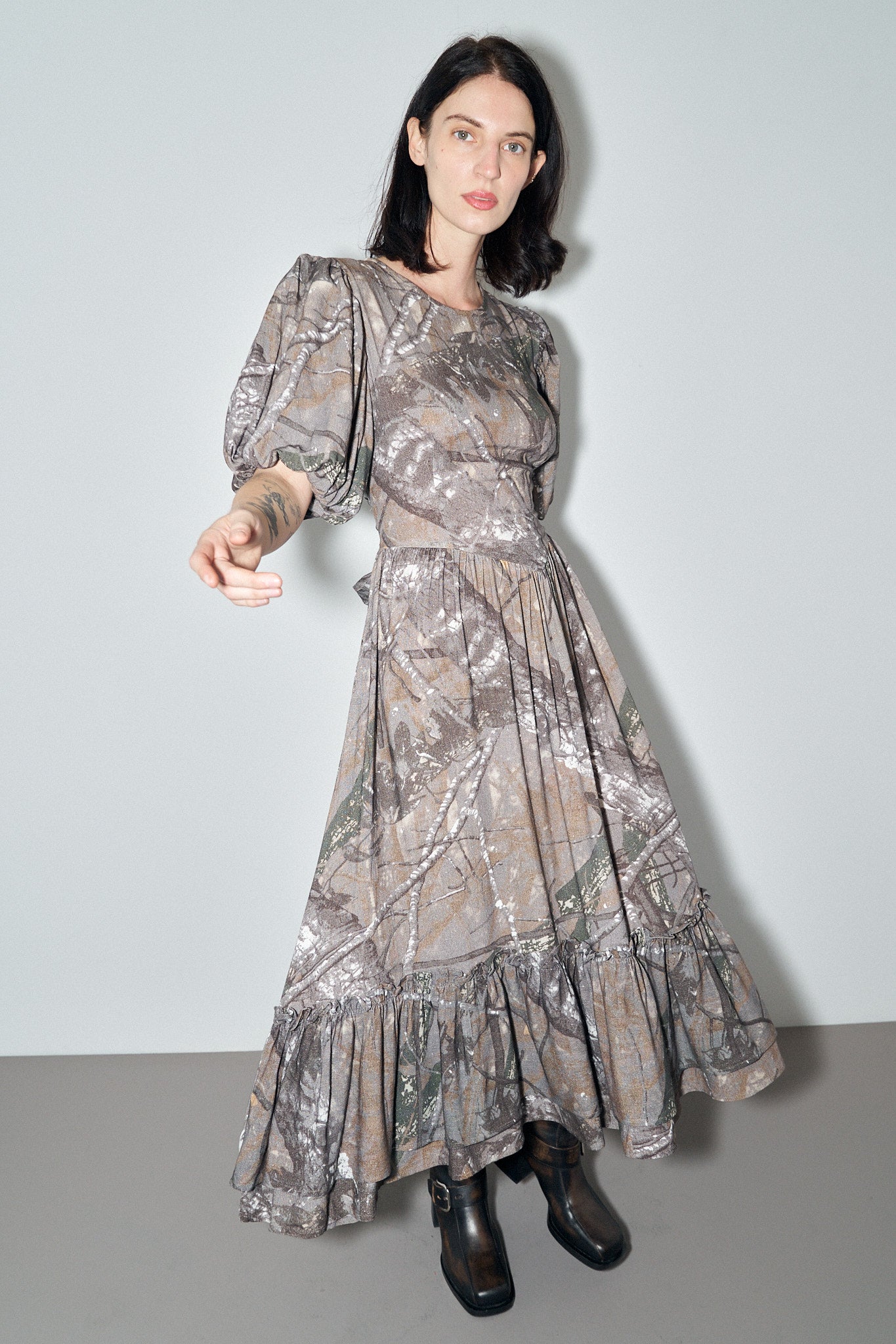 Good Girl Soft Linen Dress Forest Camo L / Forest Camo Good Girl Soft Linen Dress Forest Camo L / Forest Camo