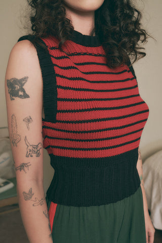 Striped Sweater Vest Top Red/Black