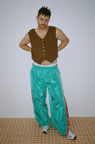 L Vest, 1X Pants