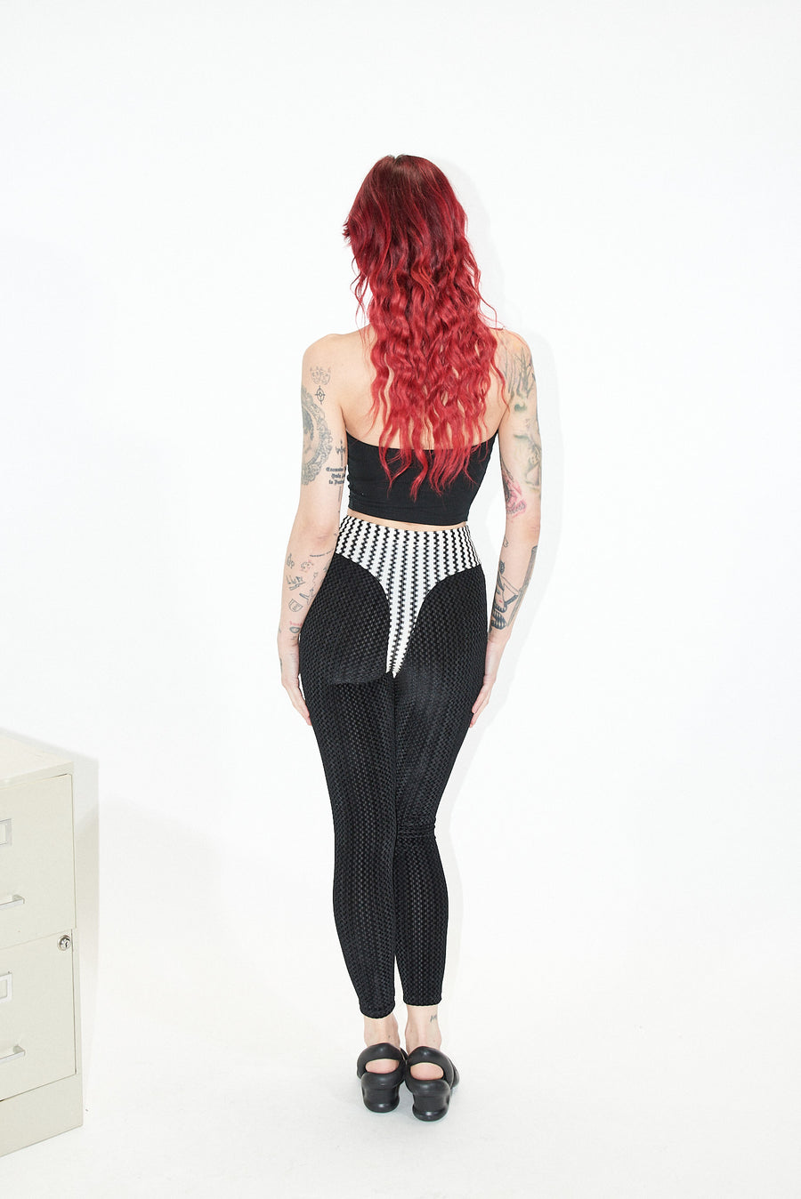 Criminal Crotch Thong Velvet Leggings Black/White