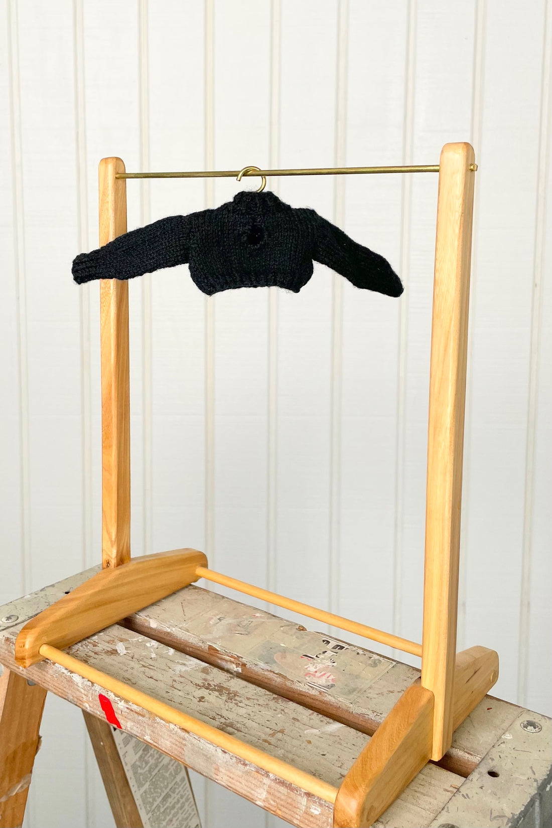Lizard Glory Hole Sweater