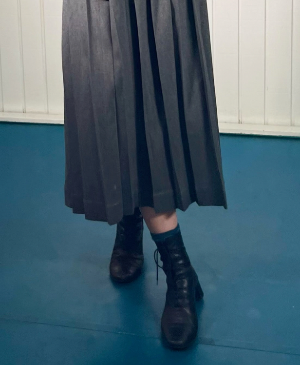 Gray Pleated Business Skirt